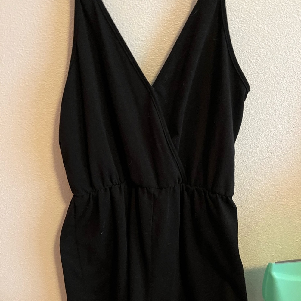 SHEIN Black V-Neck Top